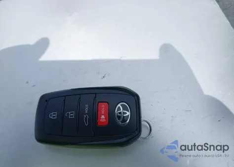 2025 Toyota Camry Le из США, поврежденный, VIN 4T1DAACK2SU597189